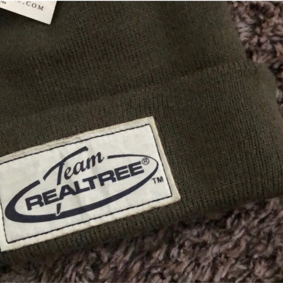 NWT🌲Realtree Beanie - Picture 3 of 6